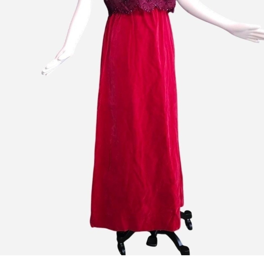 Red Velvet Maxi Skirt 1970s Slit Glamor Romantic Femme Fatale 70s Vintage